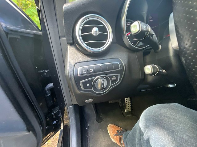 2017 mercedes glc stationwagen break mercedes benzine - afbeelding 17 van  40