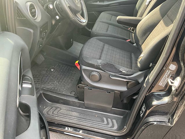 2017 mercedes vito lichte vracht - automaat - airco - trekhaak - afbeelding 19 van  57