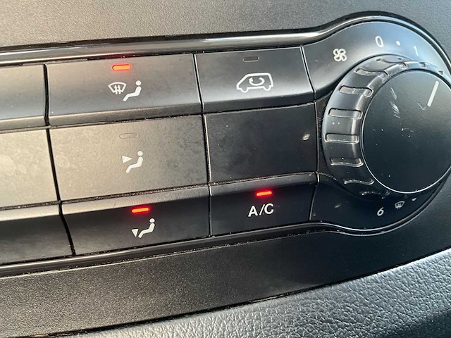 2017 mercedes vito lichte vracht - automaat - airco - trekhaak - afbeelding 27 van  57