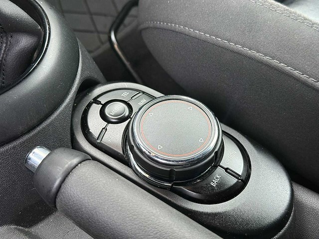 2017 mini cooper personenauto - afbeelding 10 van  12