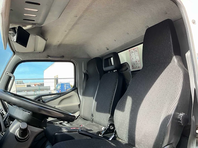 2017 mitsubishi fuso canter vrachtwagen - afbeelding 11 van  37