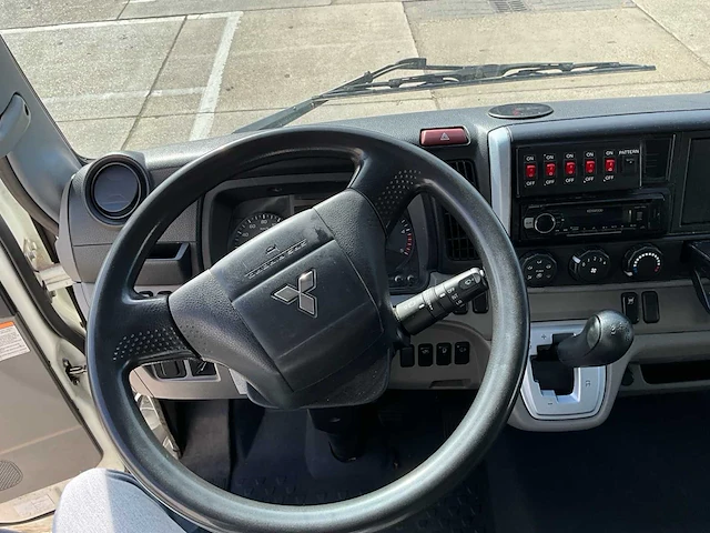 2017 mitsubishi fuso canter vrachtwagen - afbeelding 17 van  37