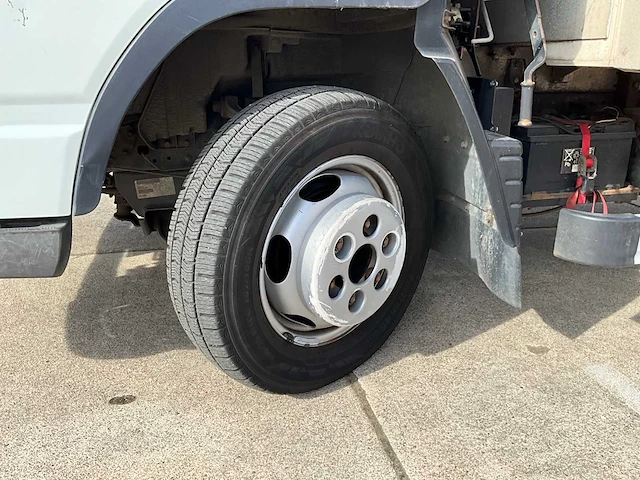 2017 mitsubishi fuso canter vrachtwagen - afbeelding 2 van  37
