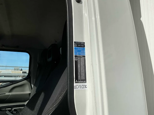 2017 mitsubishi fuso canter vrachtwagen - afbeelding 20 van  37