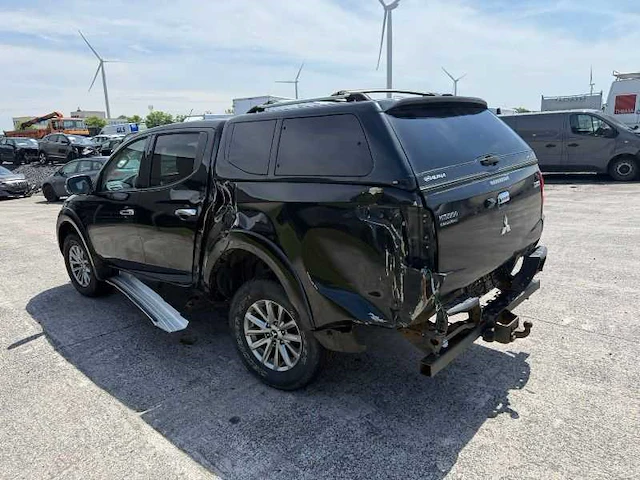 2017 mitsubishi l200 dubbele cabine 2.4 di wagen - afbeelding 21 van  30