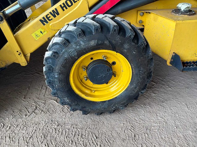 2017 new holland b80b graaflaadmachine - afbeelding 13 van  29