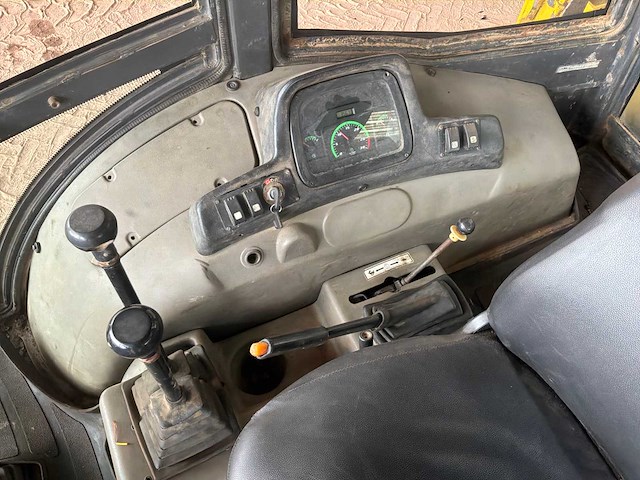 2017 new holland b80b graaflaadmachine - afbeelding 18 van  29