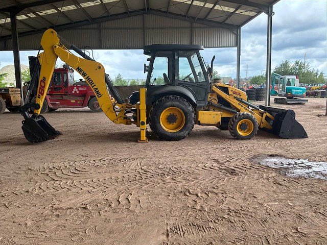 2017 new holland b80b graaflaadmachine - afbeelding 26 van  29