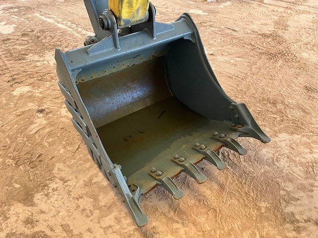 2017 new holland b80b-ss graafmachine - afbeelding 6 van  26