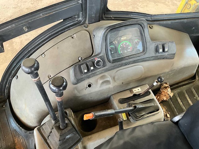 2017 new holland b80b-ss graafmachine - afbeelding 11 van  26