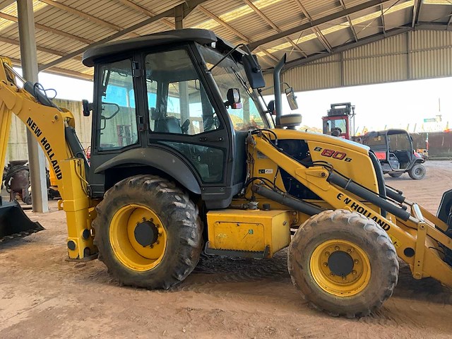 2017 new holland b80b-ss graafmachine - afbeelding 22 van  26