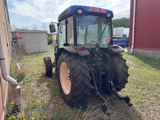 2017 new holland t4.105f 105 pk smalspoor - afbeelding 4 van  7