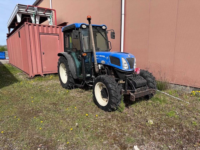 2017 new holland t4.105f 105 pk smalspoor - afbeelding 1 van  7