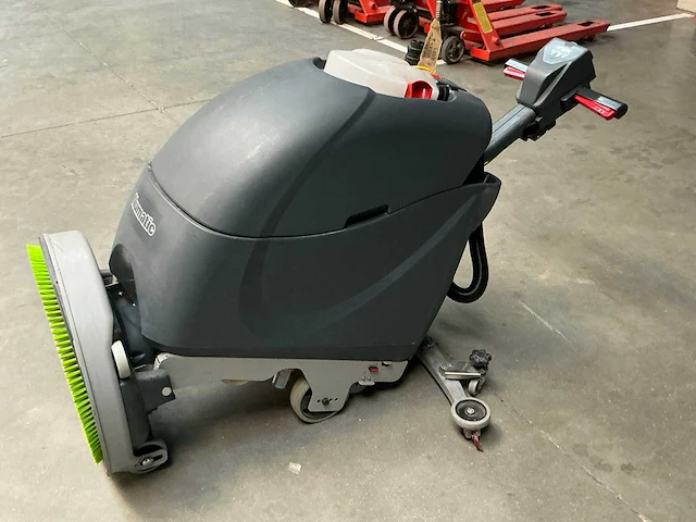 2017 numatic tgb4055/100 vloerreiniger - afbeelding 2 van  7