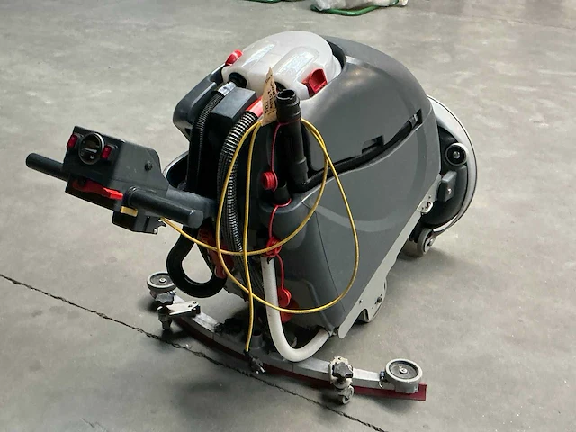 2017 numatic tgb4055/100 vloerreiniger - afbeelding 3 van  7
