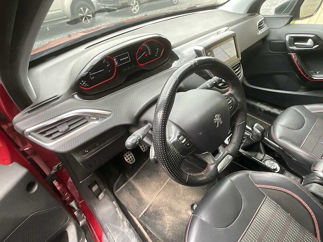 2017 peugeot 2008 personenauto - afbeelding 9 van  28
