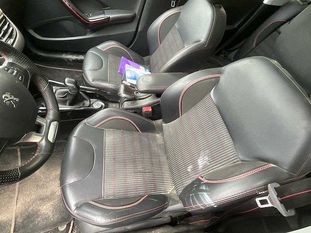 2017 peugeot 2008 personenauto - afbeelding 7 van  24