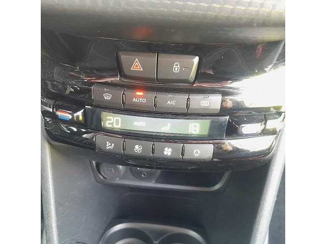 2017 peugeot 2008 - afbeelding 18 van  19