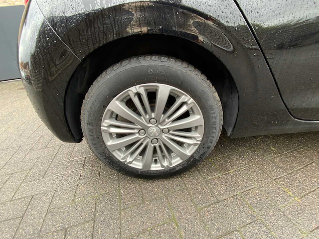 2017 peugeot 208 c - hatchback - afbeelding 15 van  29