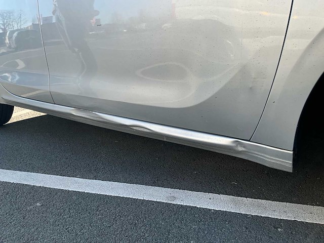 2017 peugeot 208 personenauto - afbeelding 35 van  50