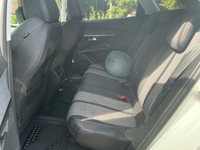 2017 peugeot 3008 personenauto - afbeelding 14 van  26
