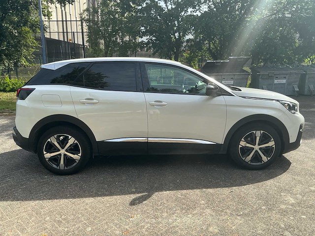 2017 peugeot 3008 personenauto - afbeelding 23 van  26
