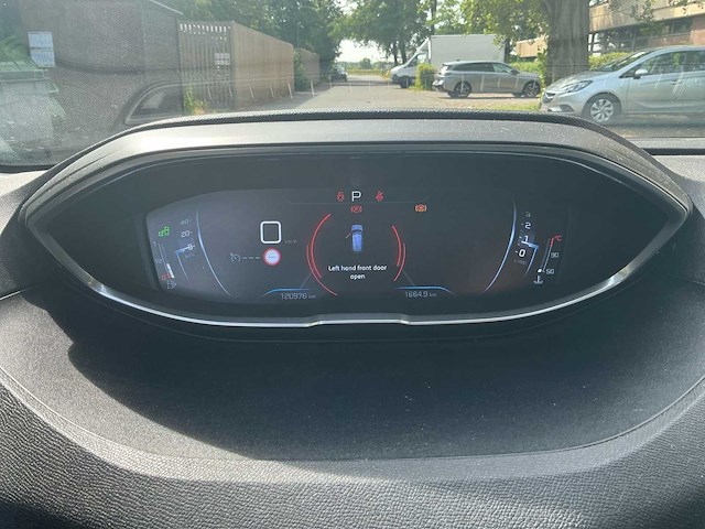 2017 peugeot 3008 personenauto - afbeelding 9 van  26