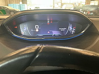 2017 peugeot 3008 puretech personenauto - afbeelding 1 van  6
