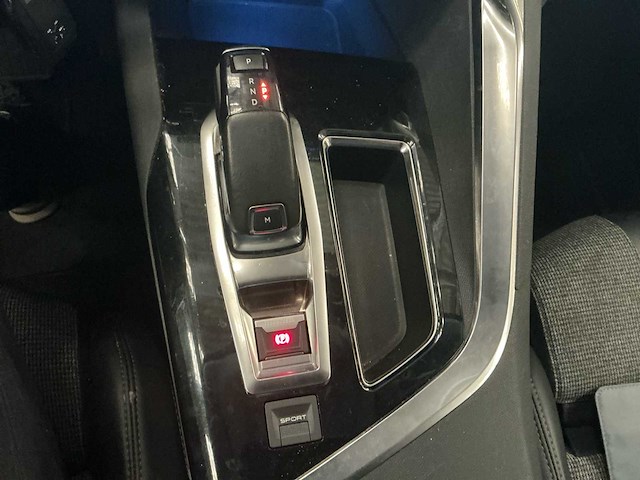 2017 peugeot 3008 puretech personenauto - afbeelding 3 van  6
