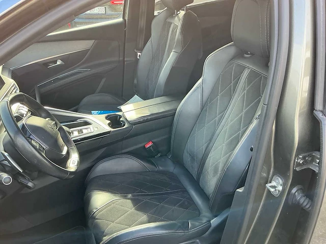 2017 peugeot 5008 gt personenauto - afbeelding 13 van  30