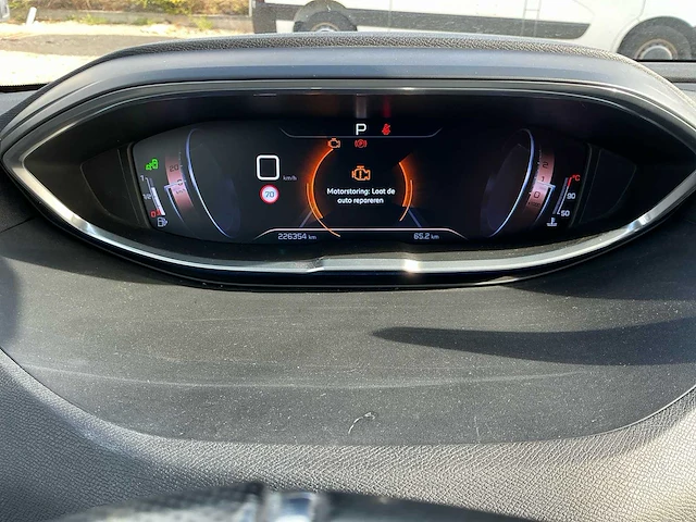 2017 peugeot 5008 gt personenauto - afbeelding 20 van  30