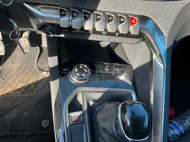 2017 peugeot 5008 personenauto - afbeelding 8 van  14