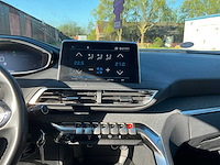 2017 peugeot 5008 personenauto - afbeelding 18 van  43