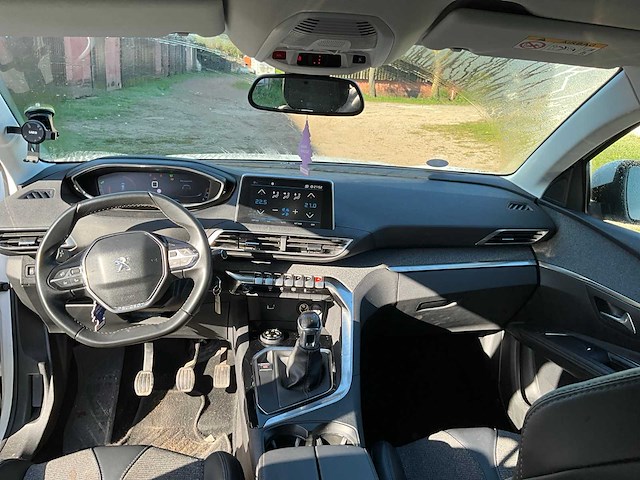 2017 peugeot 5008 personenauto - afbeelding 27 van  43