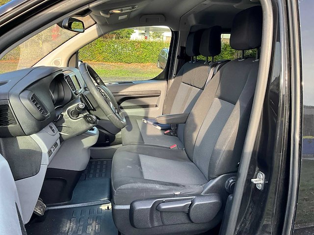 2017 peugeot expert 2.0 - 6 zitplaatsen - blue-hdi premium pack long lichte vrachtwagen - afbeelding 3 van  34