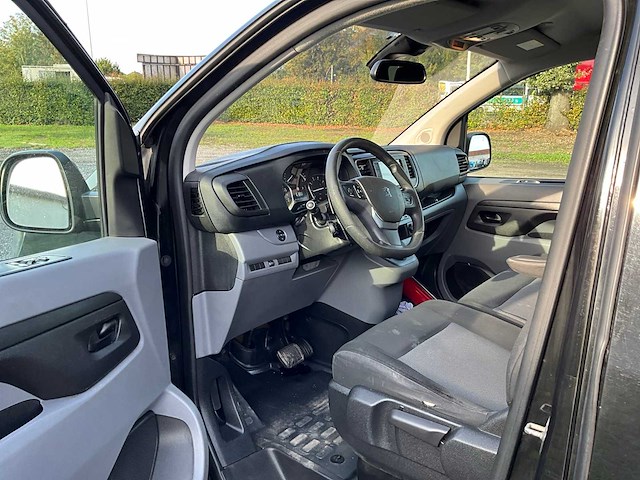 2017 peugeot expert 2.0 - 6 zitplaatsen - blue-hdi premium pack long lichte vrachtwagen - afbeelding 4 van  34