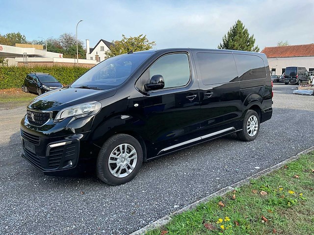 2017 peugeot expert 2.0 - 6 zitplaatsen - blue-hdi premium pack long lichte vrachtwagen - afbeelding 12 van  34