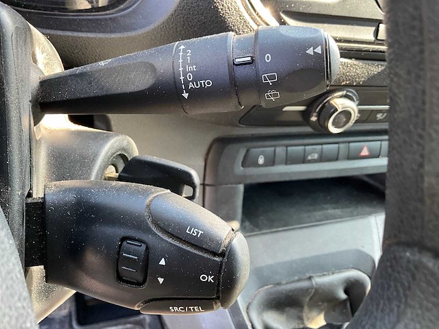2017 peugeot expert 2.0 tdi lichte vrachtwagen - afbeelding 8 van  36