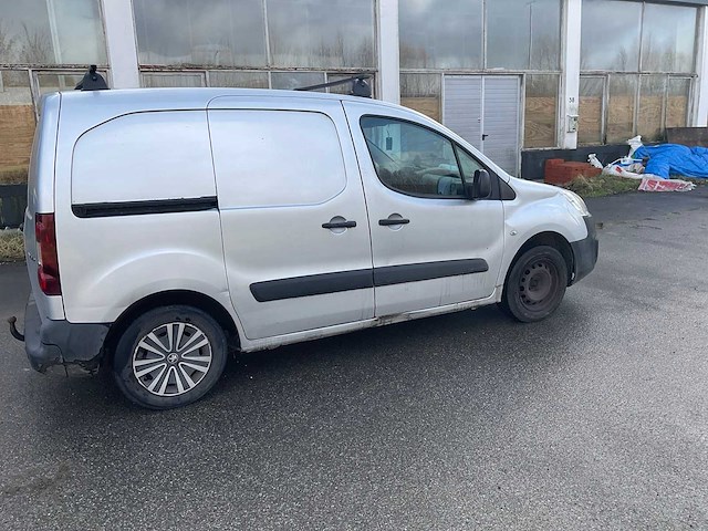 2017 peugeot partner bedrijfswagen - afbeelding 38 van  45