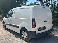2017 peugeot partner lichte vracht - 3 pers - airco - automaat- euro 6 - afbeelding 20 van  26