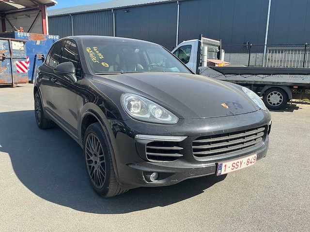 2017 porsche cayenne platinum edition - afbeelding 3 van  8