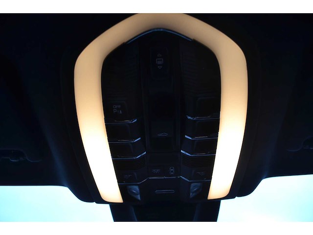 2017 porsche macan personenauto - afbeelding 4 van  36