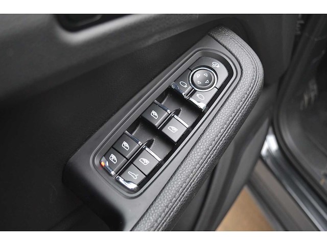 2017 porsche macan personenauto - afbeelding 9 van  36