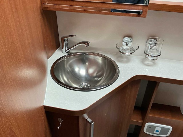 2017 rapido 8096 55 years camper - afbeelding 16 van  34