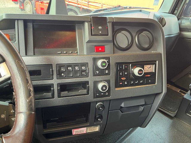 2017 renault t480 comfort thd001 high edition trekker renault t480 comfort - afbeelding 14 van  33