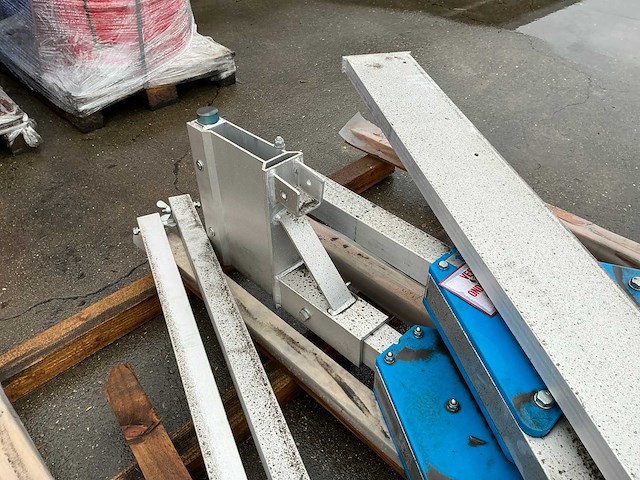 2017 schilling aluminium portaalkraan - afbeelding 6 van  8