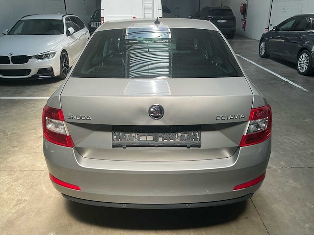 2017 skoda octavia personenauto - afbeelding 23 van  28
