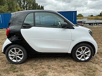 2017 smart fortwo coupé - afbeelding 25 van  30