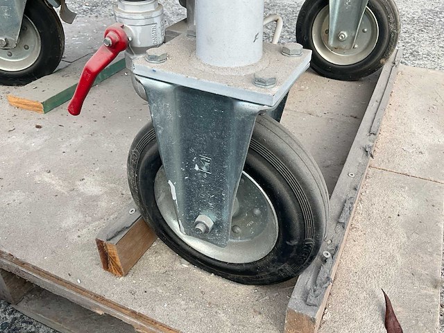 2017 straaltechniek/eferest 98-240ce zandstraler - afbeelding 4 van  29