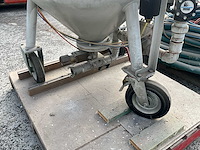 2017 straaltechniek/eferest 98-240ce zandstraler - afbeelding 13 van  29